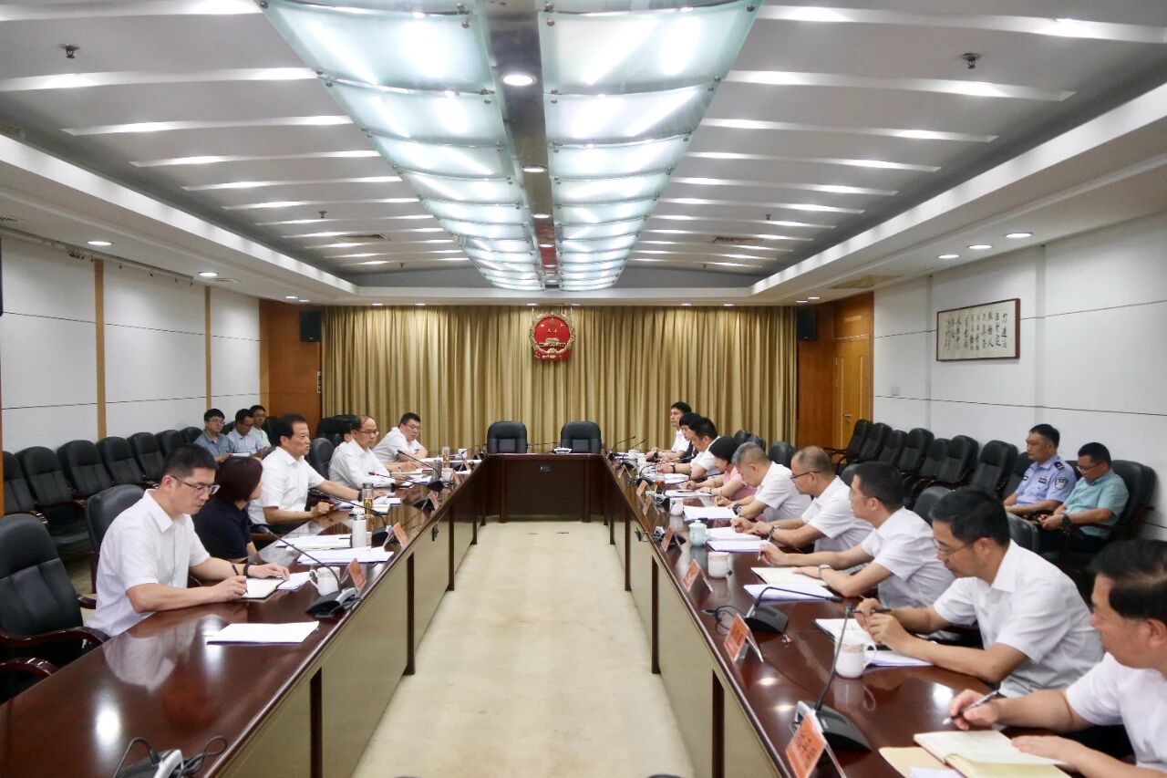 孙贤龙在加快推进民生实事心理健康护航项目座谈会上强调：完善机制凝聚合力 共同守护青少年健康成长