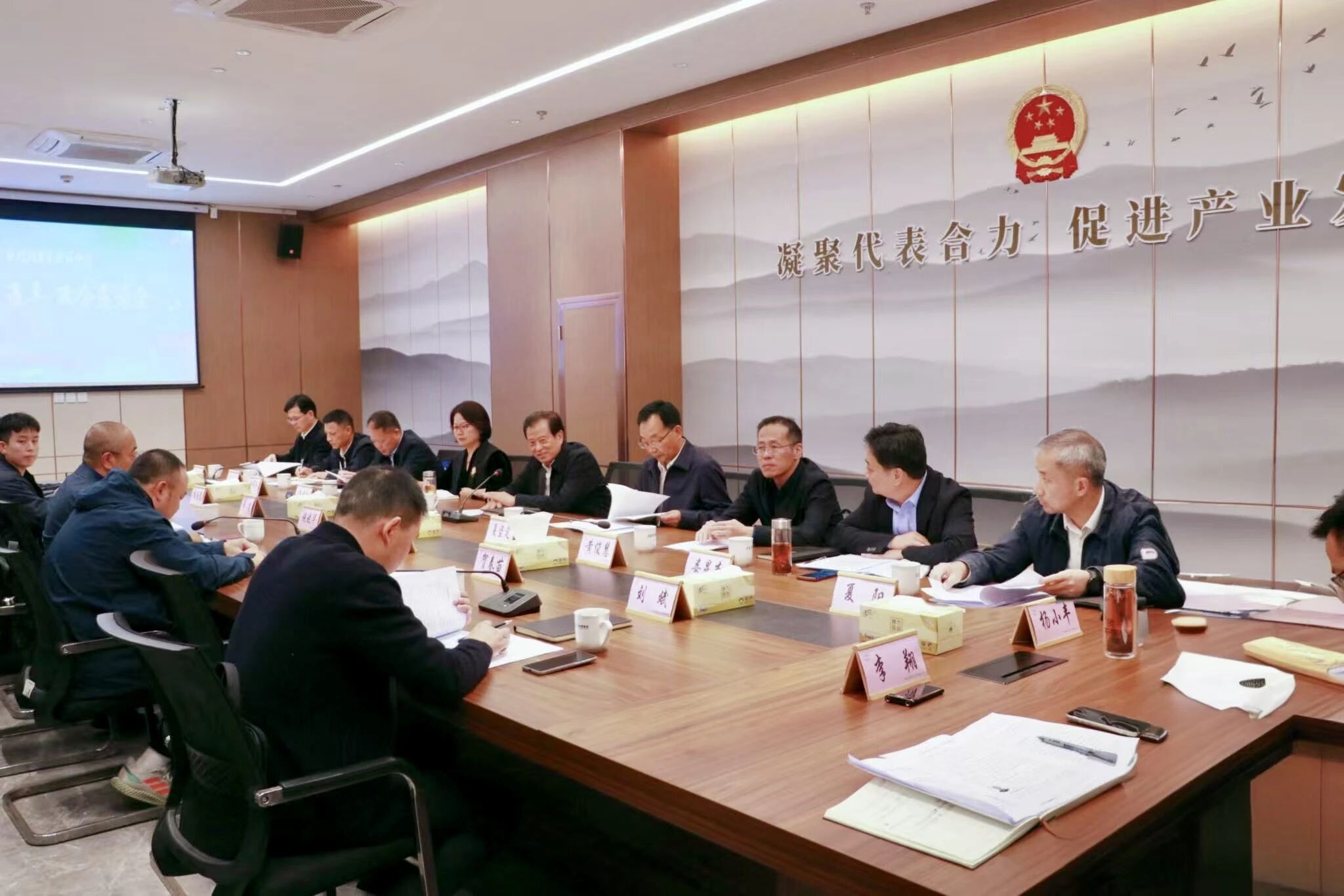 孙贤龙主持召开第153期亲清直通车·政企恳谈会 共促生物医药产业发展迈上新台阶