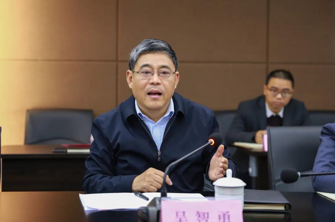 市委常委吴登芬来新区调研