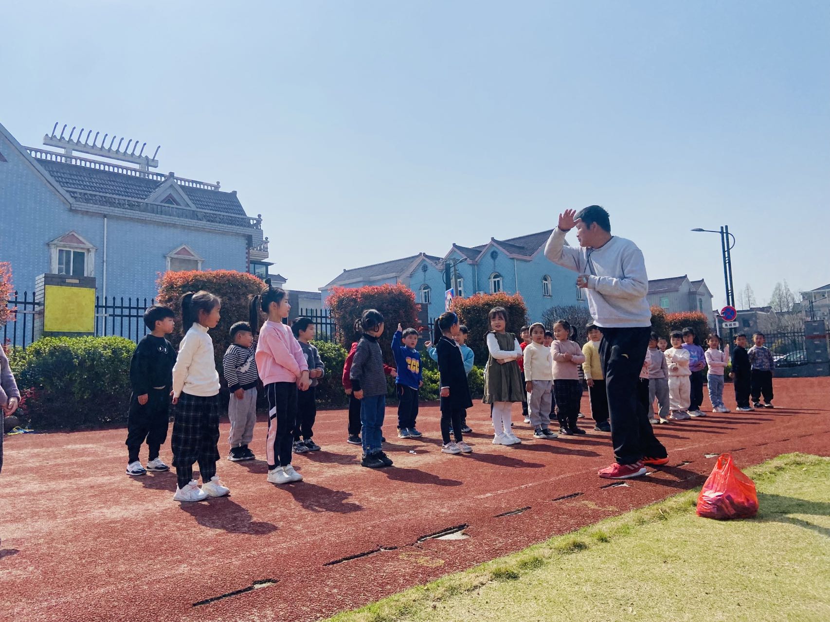 走进小学幼遇成长禹越镇徐家庄中心幼儿园开展走进小学体验活动