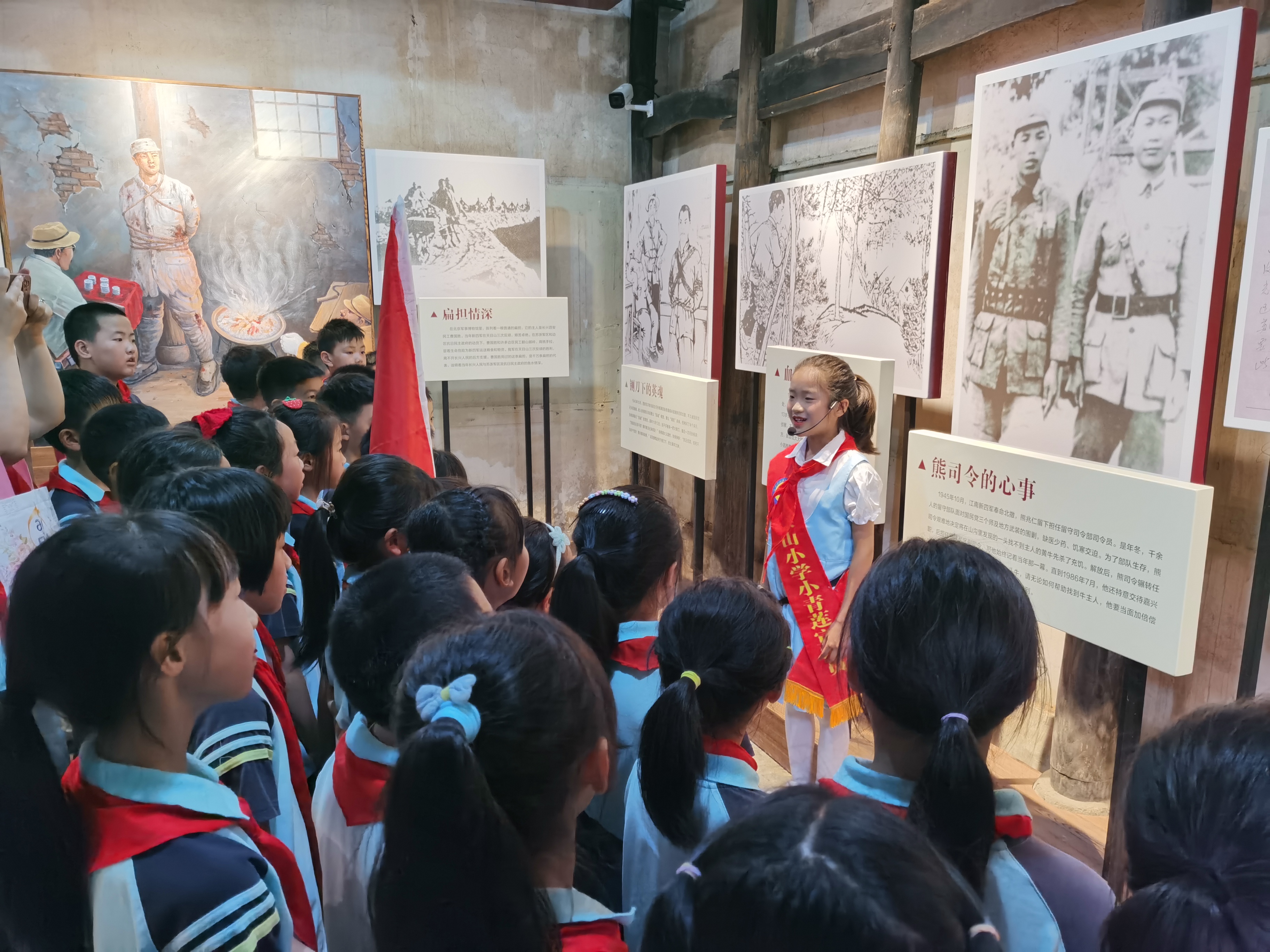 文廣旅體局學習省八少精神紅色檔案頌輝煌國際檔案日活動