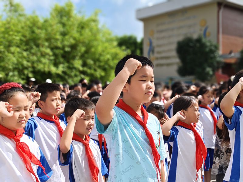 李家巷镇中心小学举行铭记历史勿忘国耻九一八纪念活动